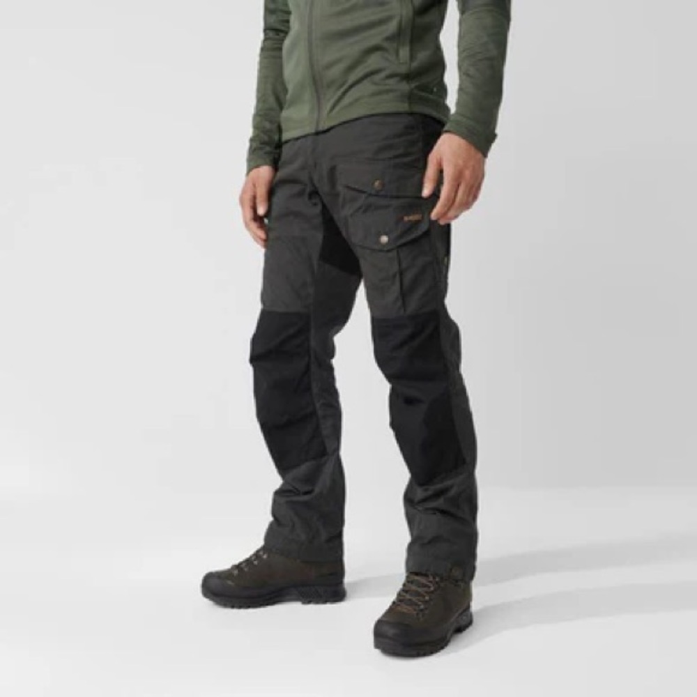 Fjallraven Men's Dark Gray Cargo Pants